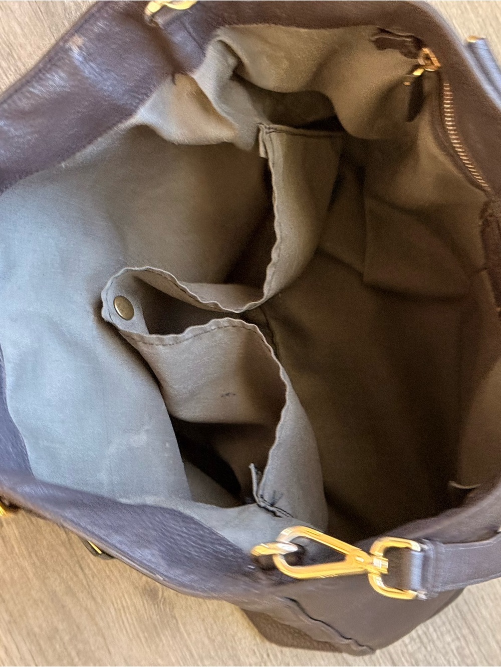 Prada Vitello Daino Large Shopping Tote, model BN1713 - Picture 6 of 8